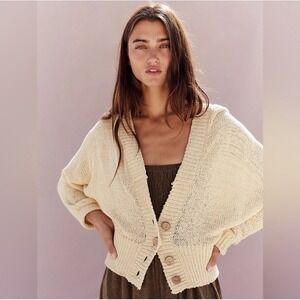 FREE PEOPLE Relaxed Cream V-Neck Button-Front Women's Cardigan SO CUTE! Size XS